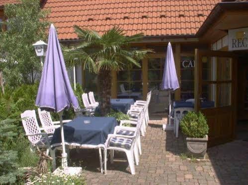Hotel Blume Freiburg Bagian luar foto