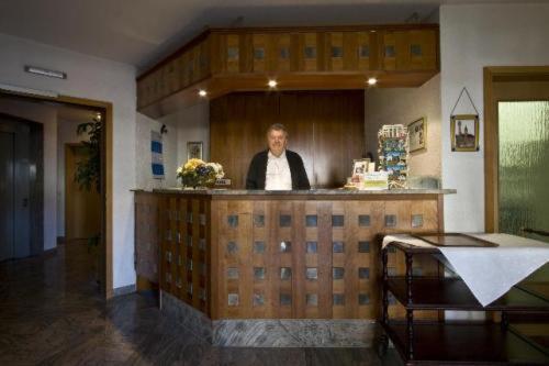 Hotel Blume Freiburg Bagian luar foto
