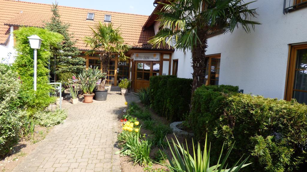Hotel Blume Freiburg Bagian luar foto