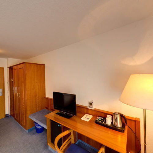 Hotel Blume Freiburg Bagian luar foto