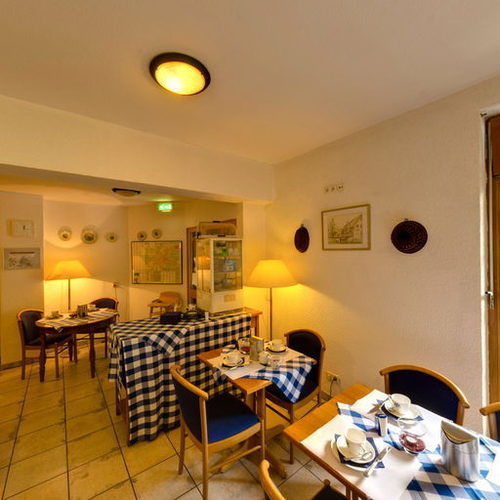 Hotel Blume Freiburg Bagian luar foto