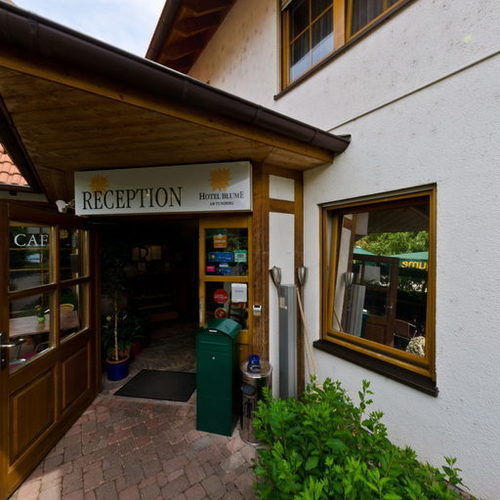 Hotel Blume Freiburg Bagian luar foto