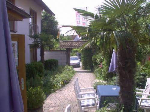 Hotel Blume Freiburg Bagian luar foto